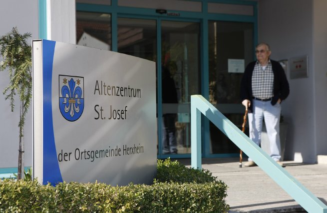 Altenzentrum.jpg