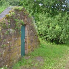 Foto des Gebäudes der Wasserquelle in Waldhambach